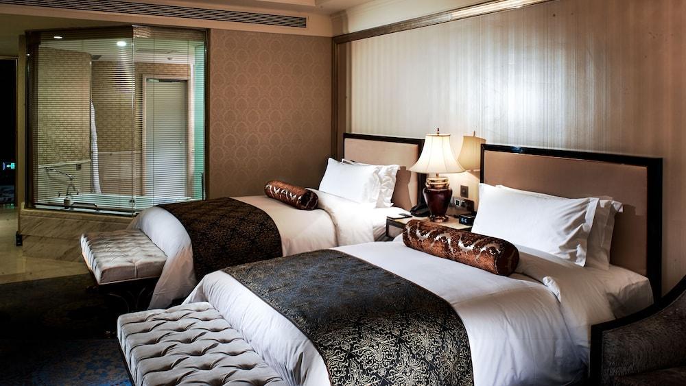 Intercontinental Lhasa Paradise By Ihg Exterior photo